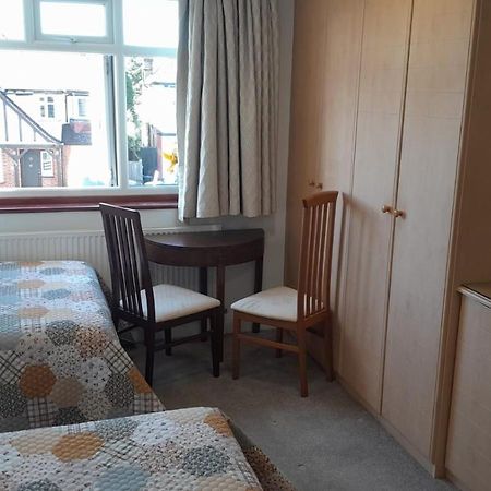 Edgware B&B Μπάρνετ Εξωτερικό φωτογραφία